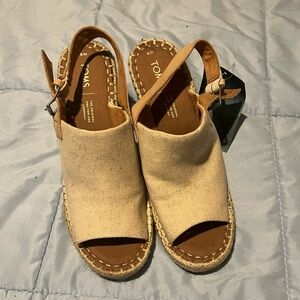 TOMS Women's Tan Slingback Sandals